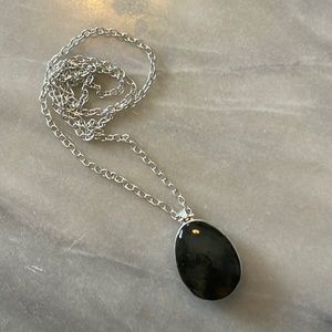 Stella & Dot necklace with reversible pendant